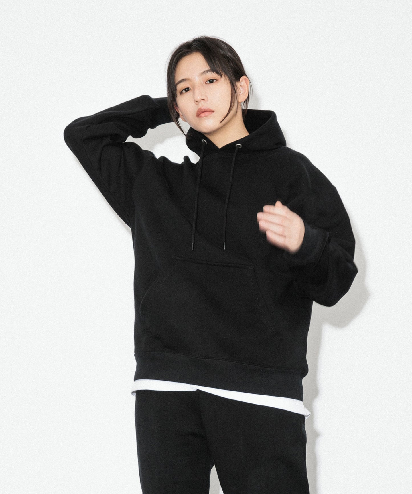 Heavy Hooded Sweatshirt / BLACK