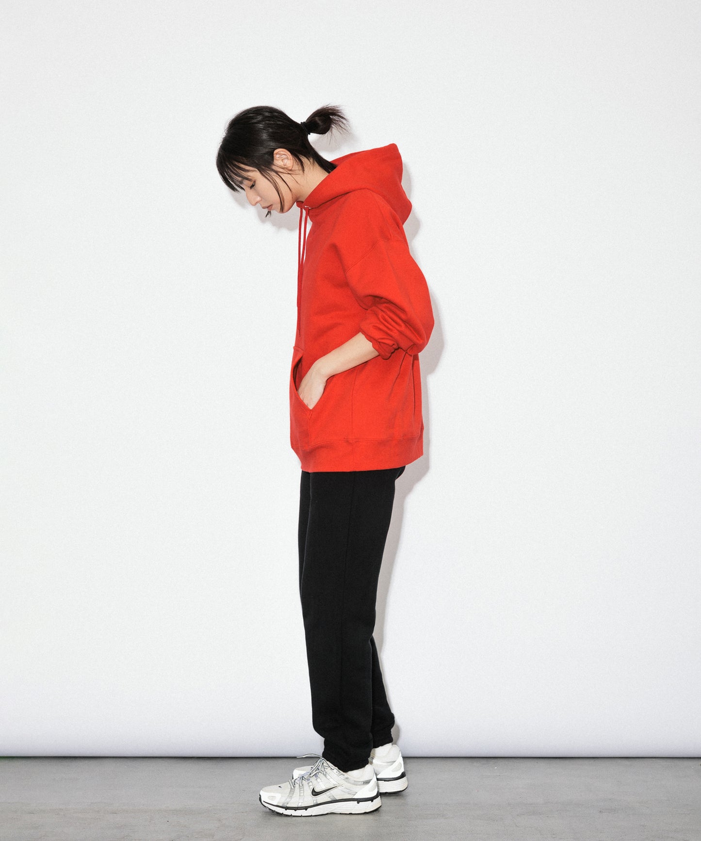 Heavy Hooded Sweatshirt / RED