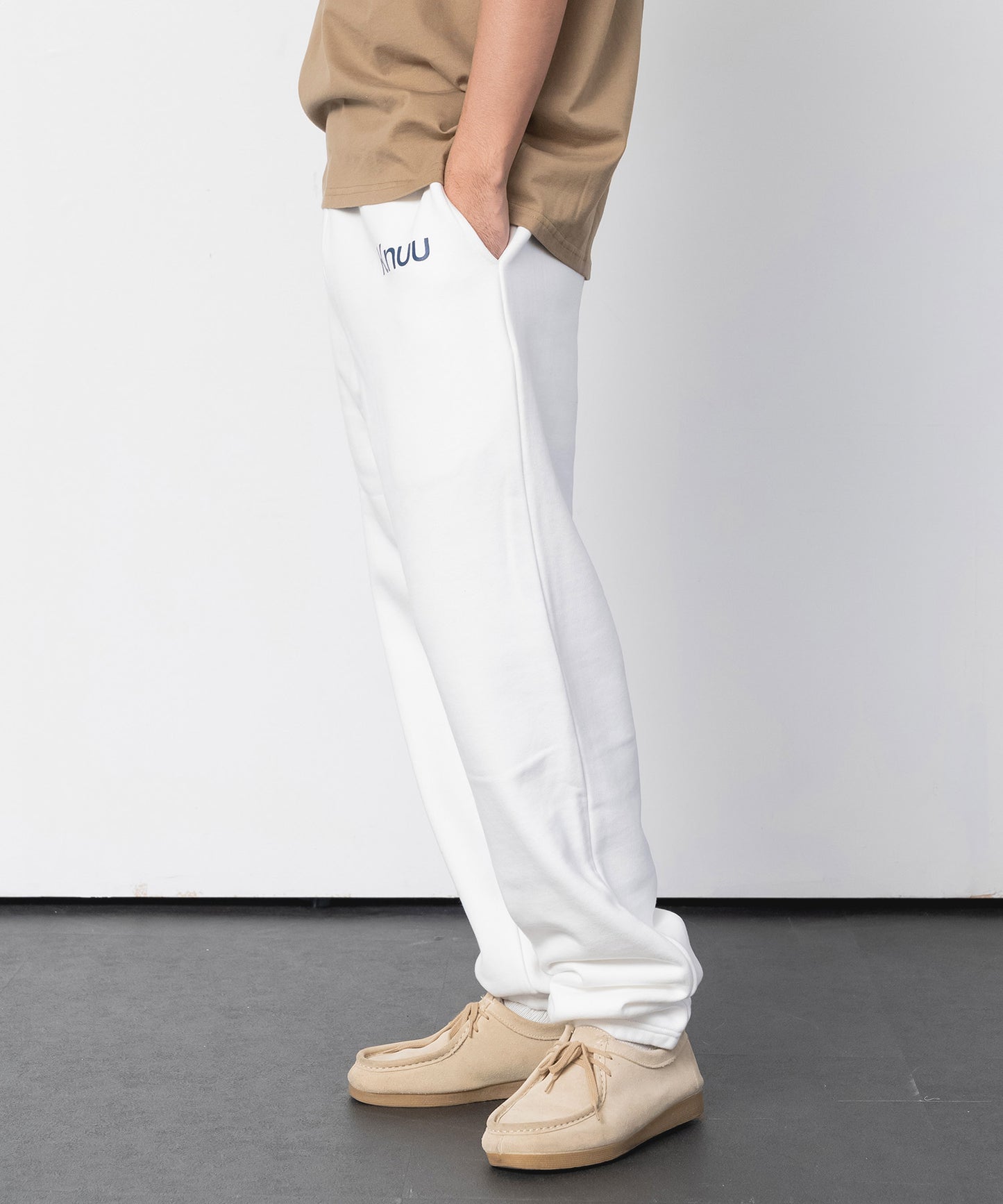 Logo Heavy Sweatpants / WHITE