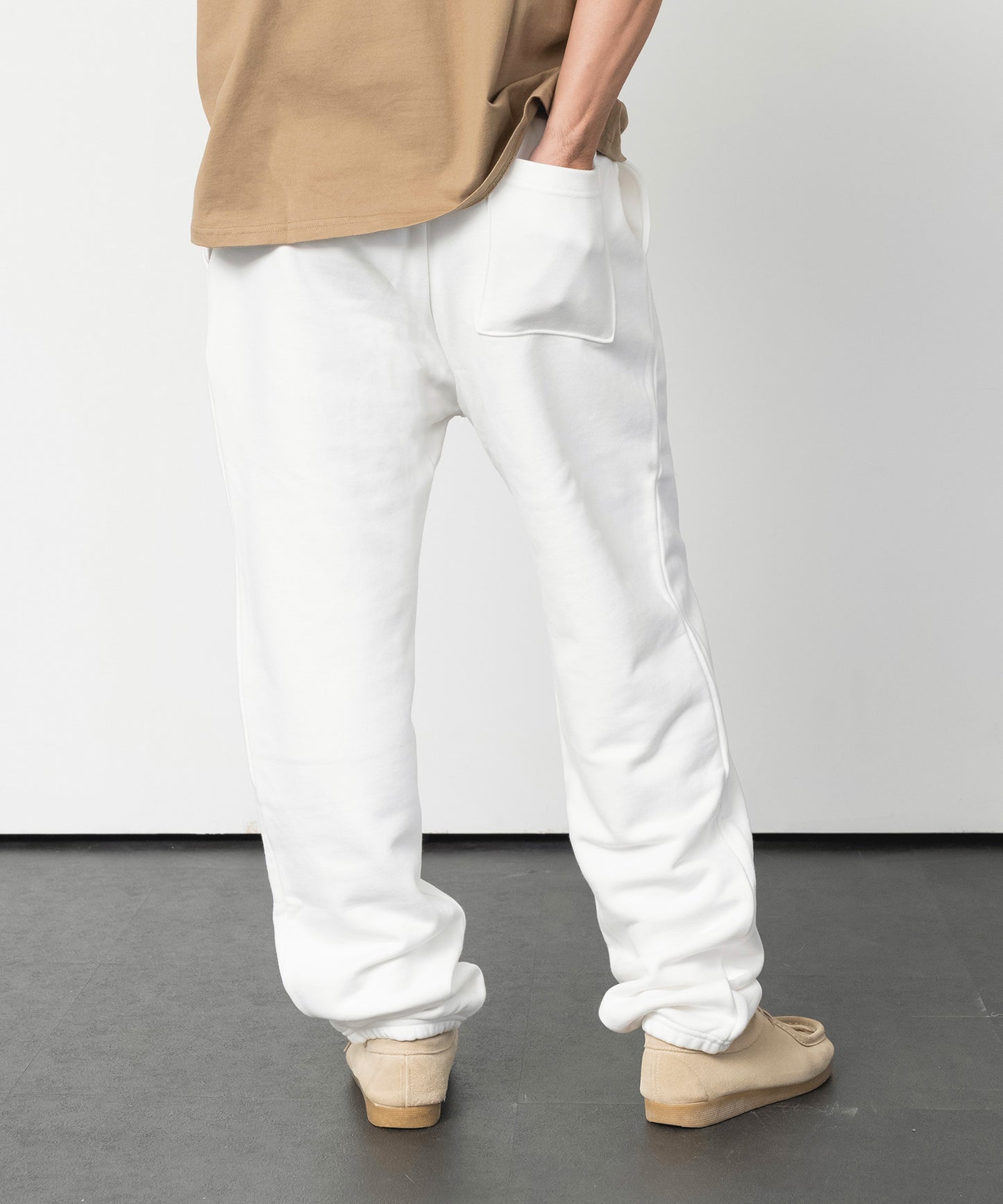 Logo Heavy Sweatpants / WHITE