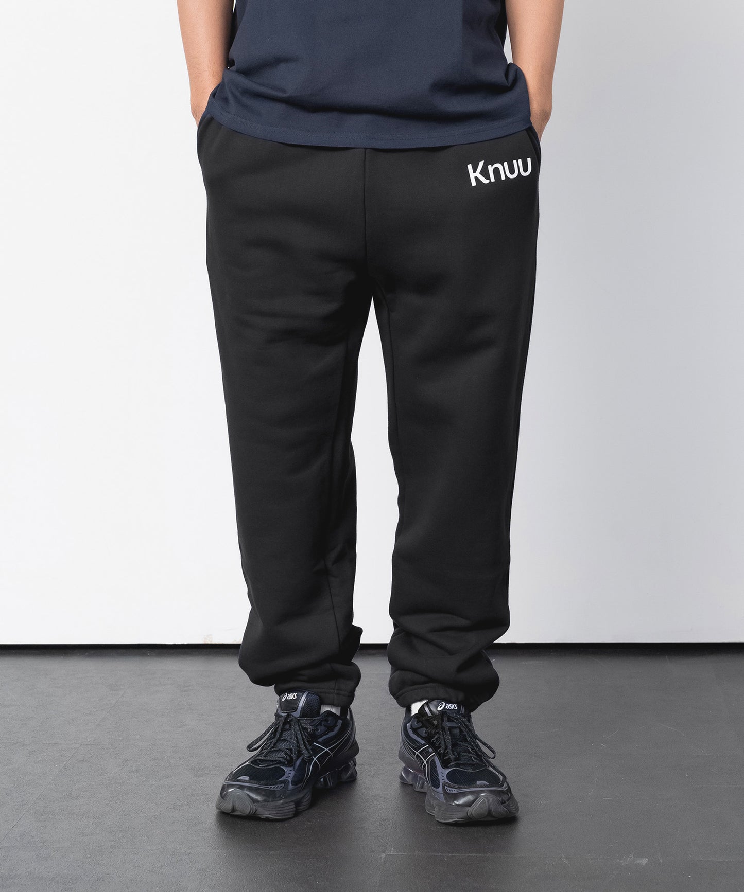 Logo Heavy Sweatpants / BLACK