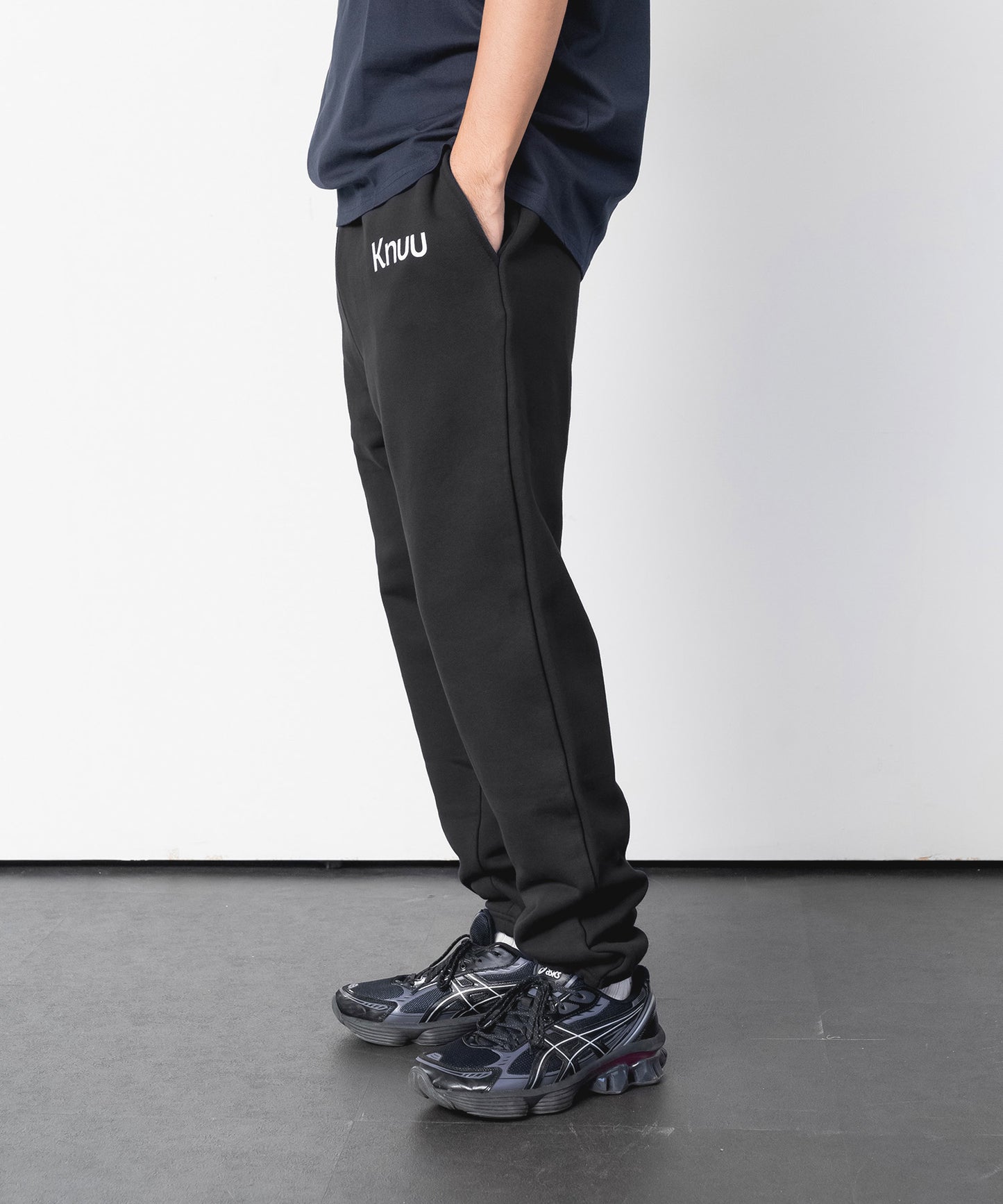 Logo Heavy Sweatpants / BLACK