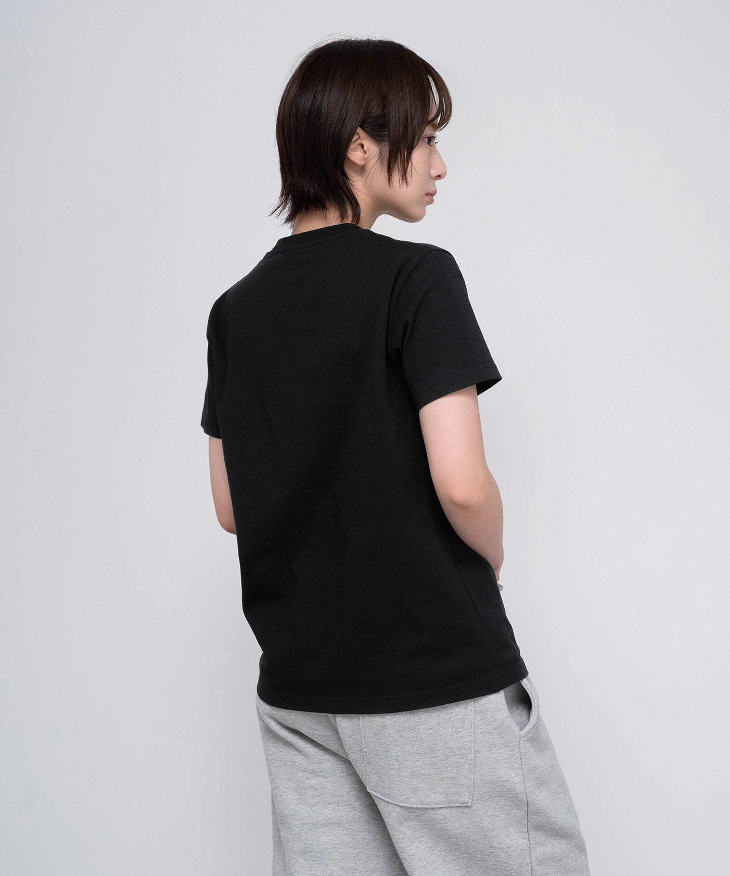 Women’s Heavy Crewneck T-Shirt / BLACK