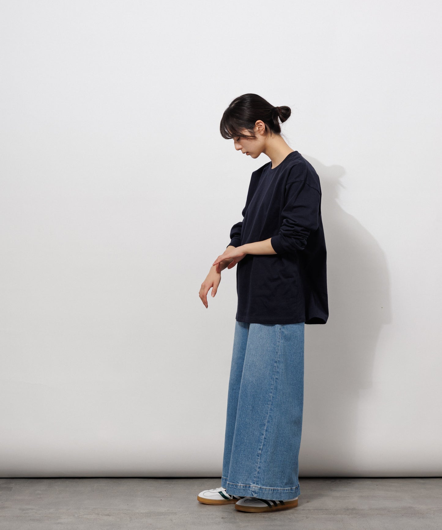 Heavy Crewneck Long Sleeve T-Shirt / DARK NAVY