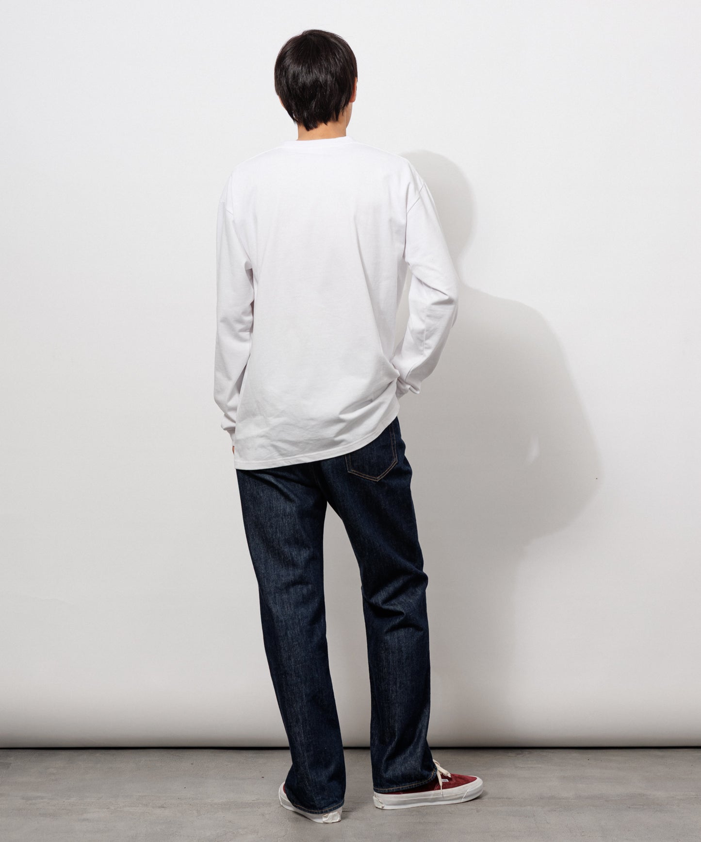 Small Logo Heavy Crewneck Long Sleeve T-Shirt / WHITE