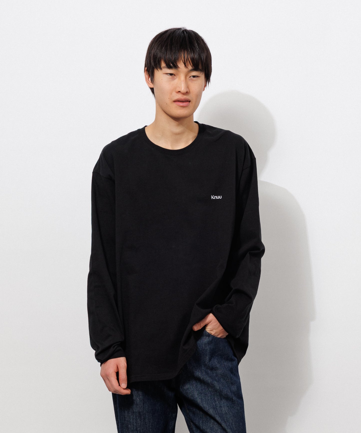 Small Logo Heavy Crewneck Long Sleeve T-Shirt / BLACK