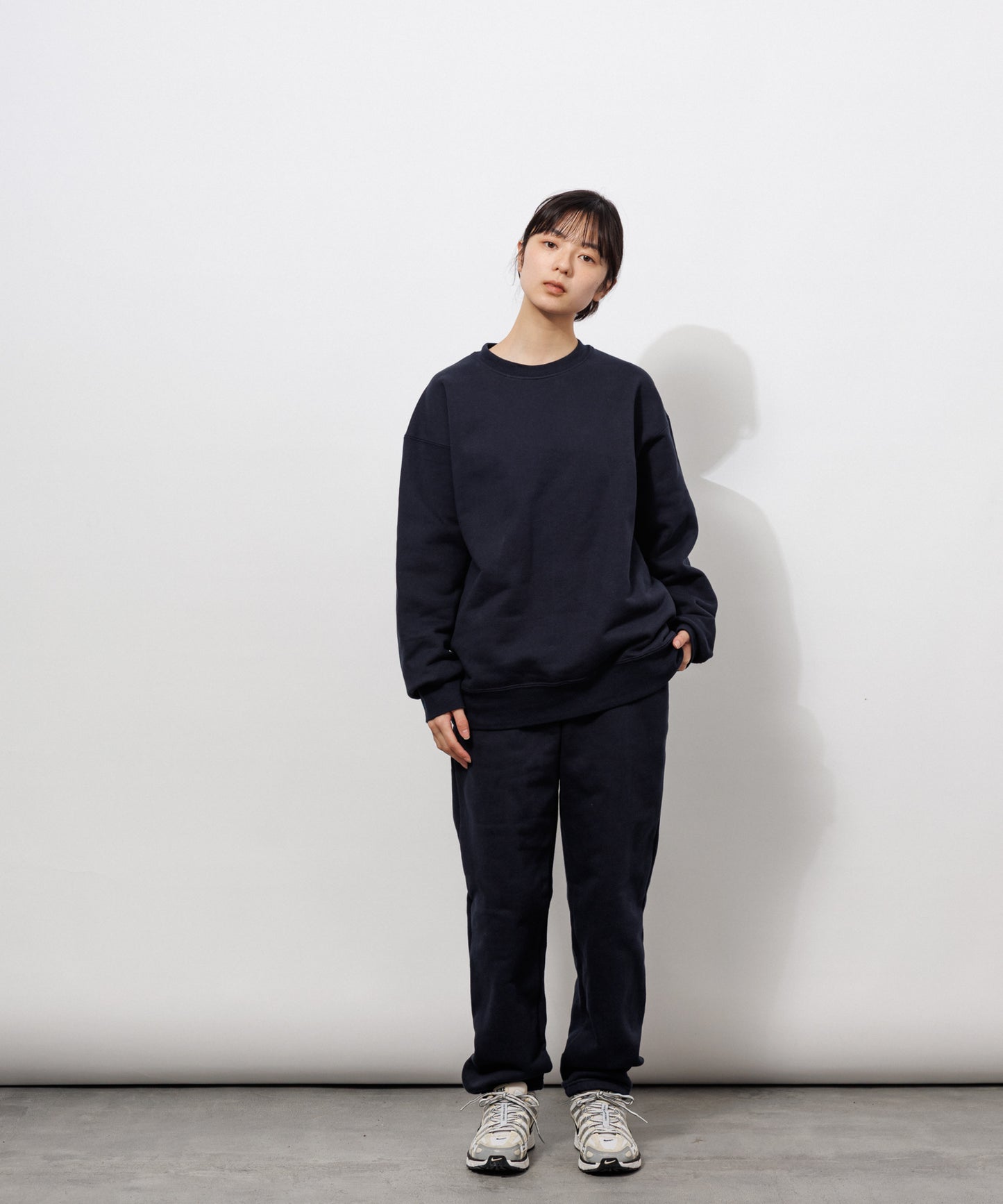 Heavy Crewneck Sweatshirt / DARK NAVY