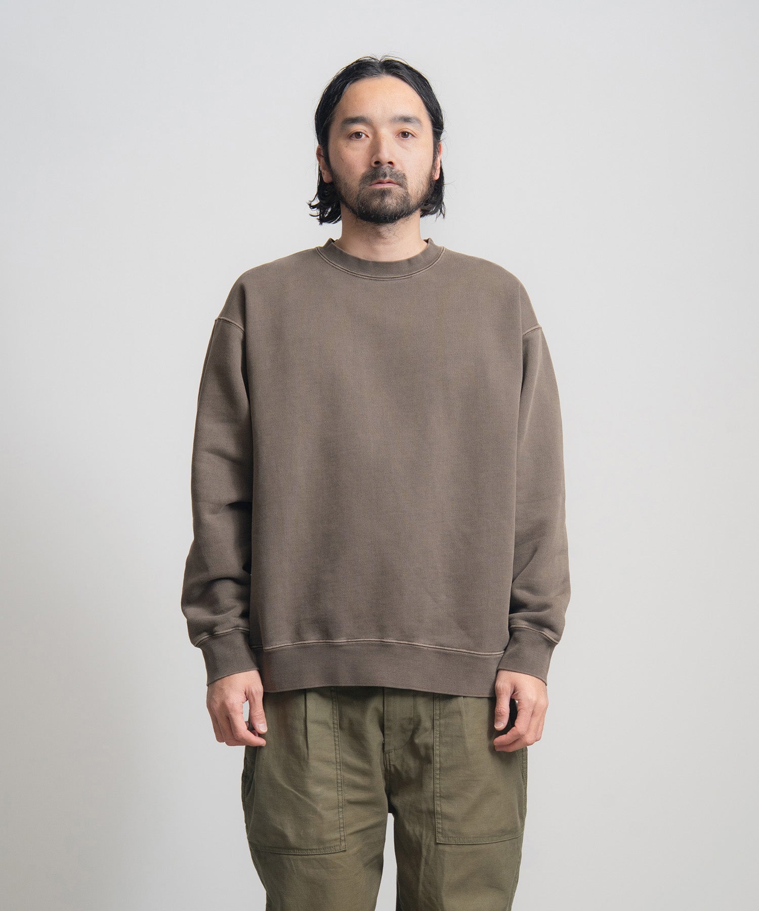 juemi Pigment Dye Sweat タグ付新品 週末限定値下 Juemi×Abyssea】Loose Neck Pigment Dyed Sweat｜Abyssea 公式通販サイト