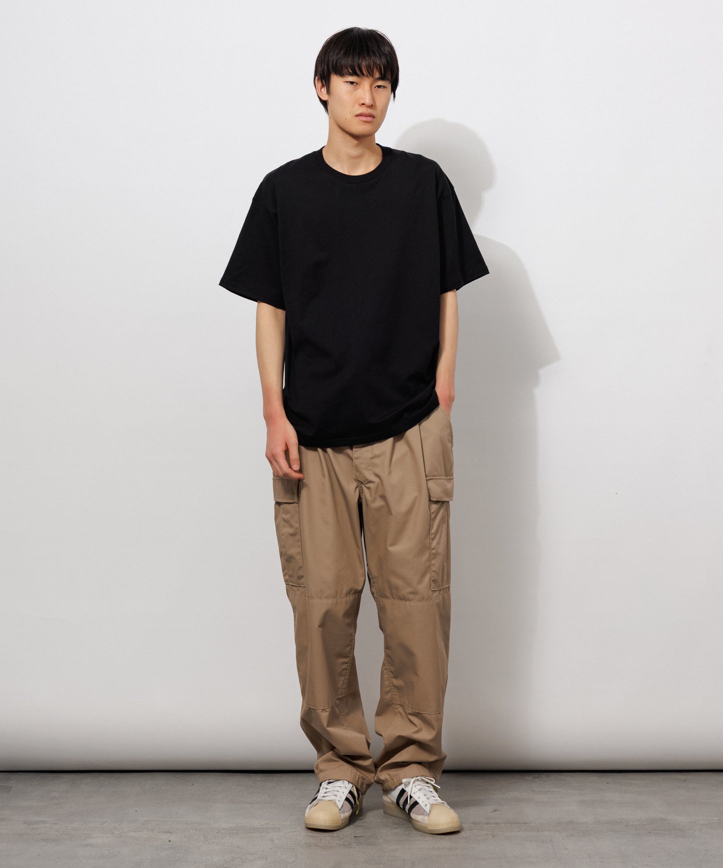 Basic Crewneck T-Shirt / BLACK