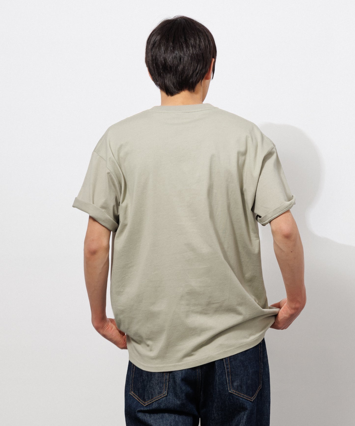 Basic Crewneck T-Shirt / EARL GRAY
