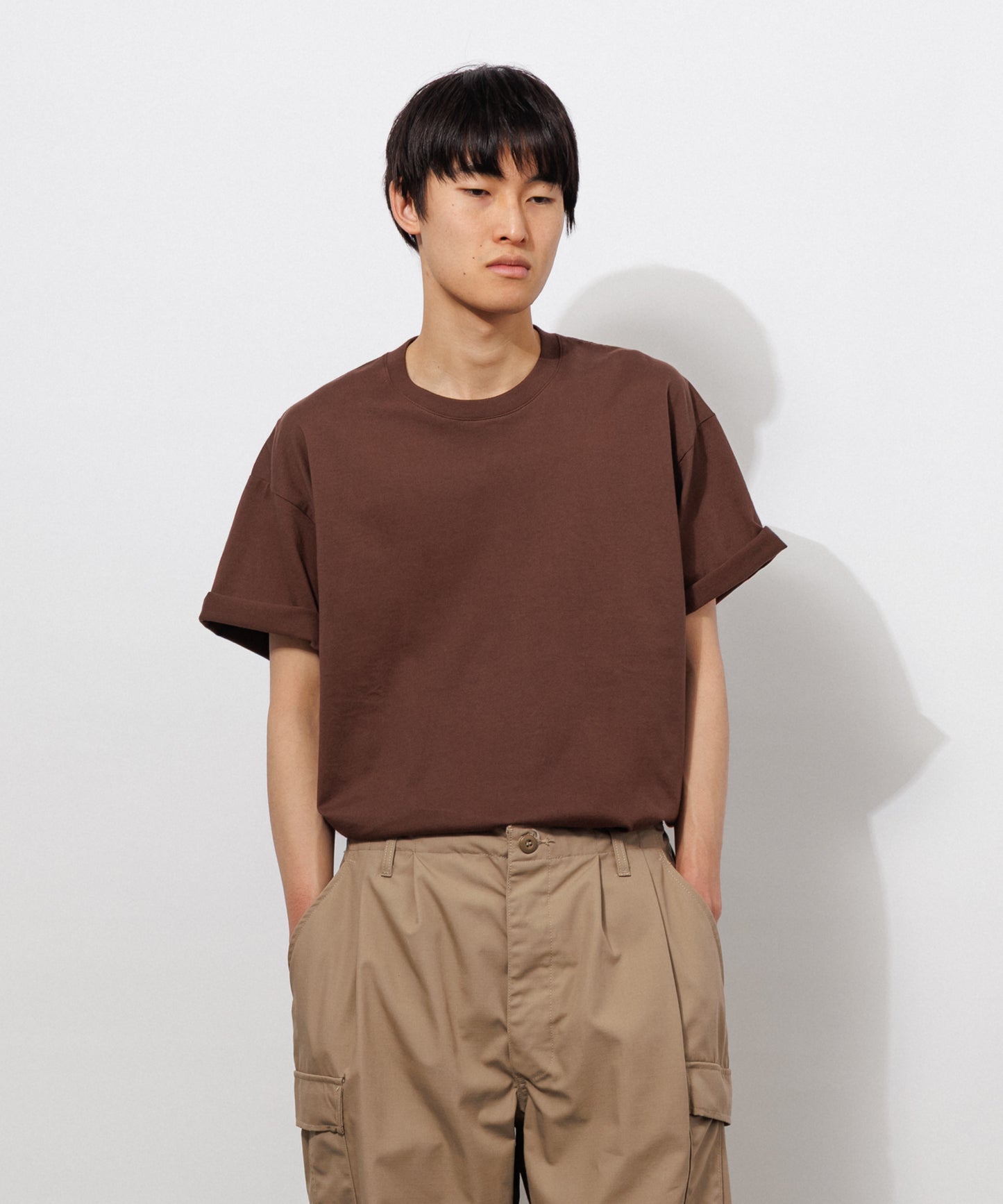 Basic Crewneck T-Shirt / BROWN