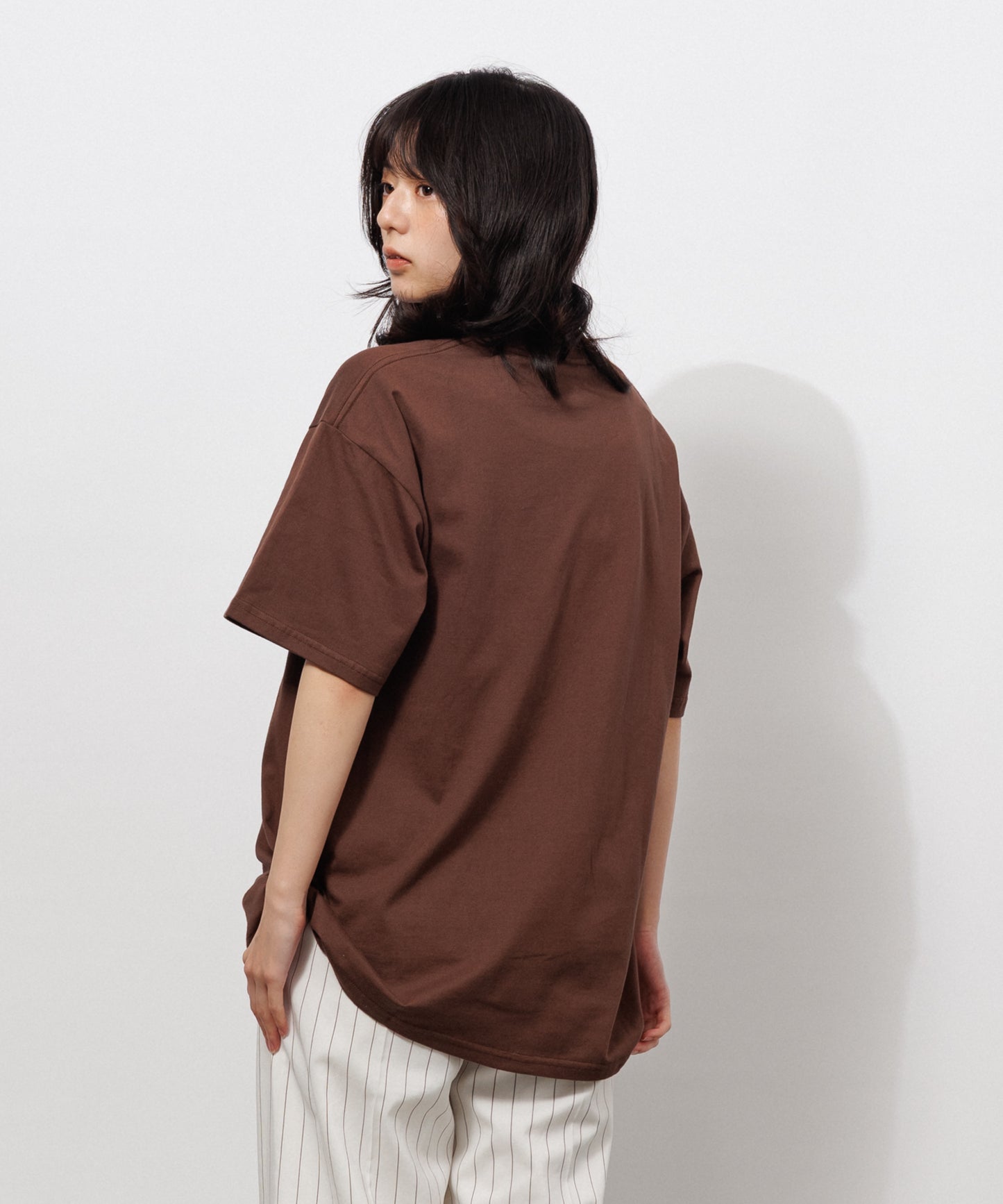 Basic Crewneck T-Shirt / BROWN