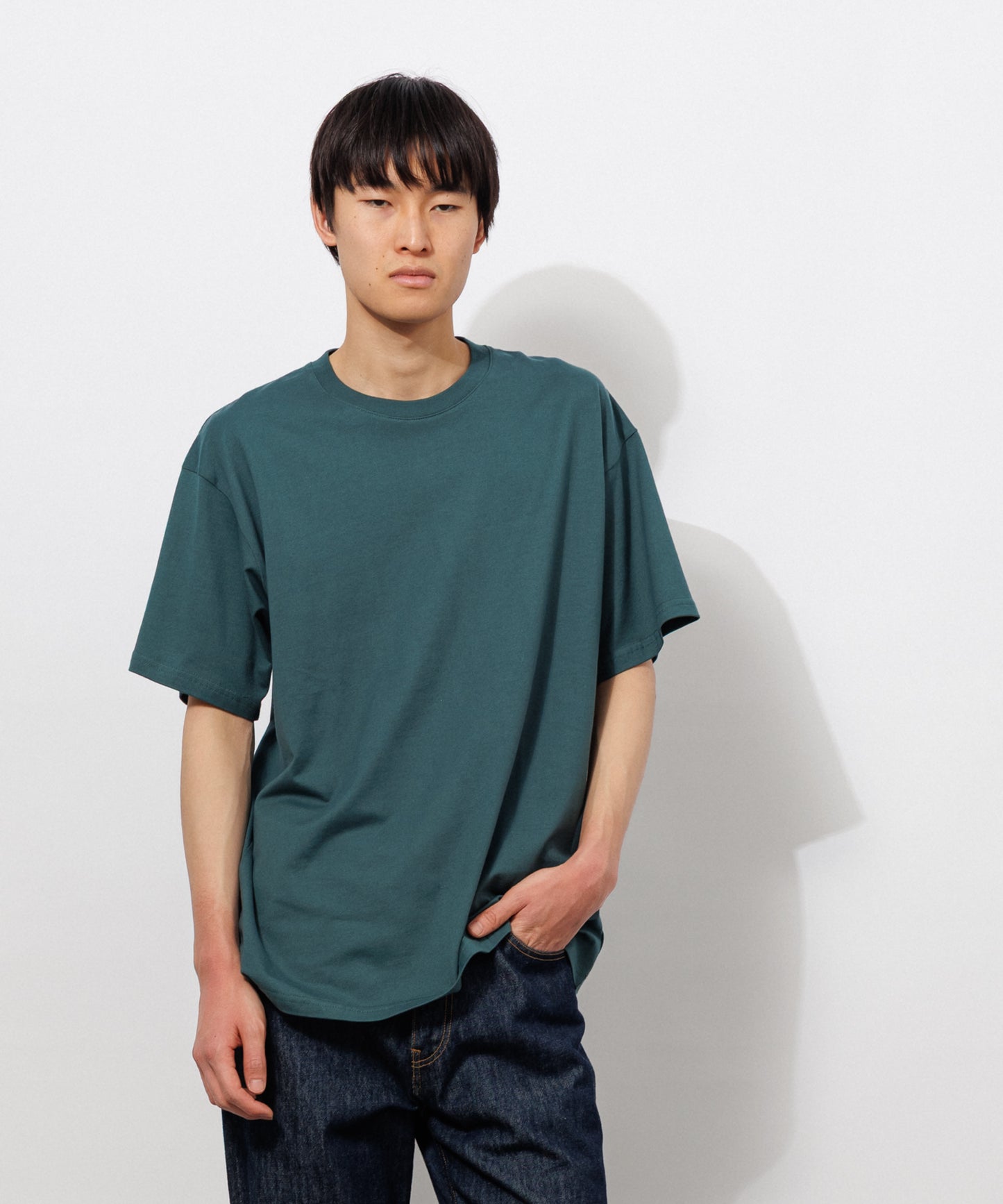 Basic Crewneck T-Shirt / FOREST GREEN