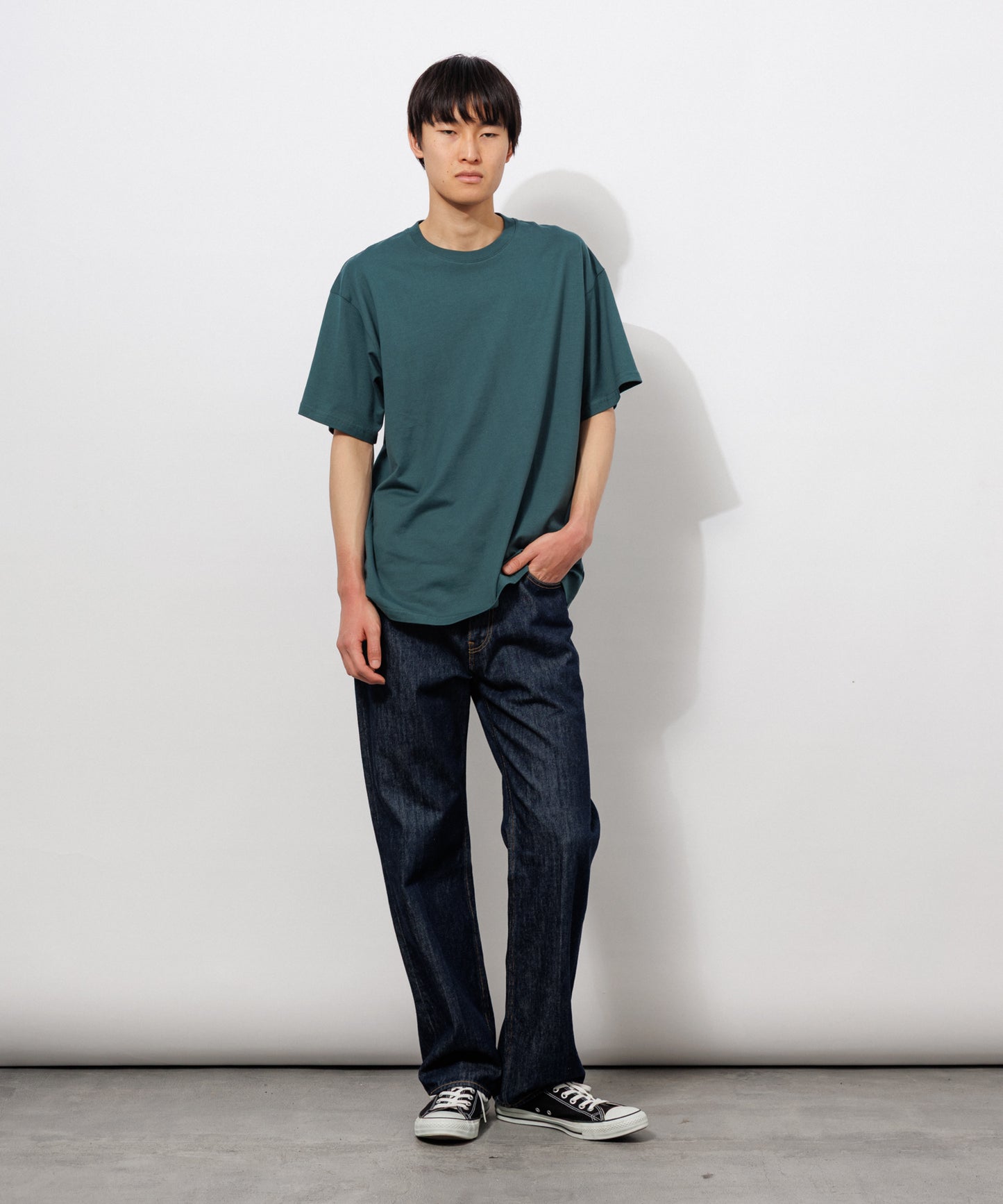 Basic Crewneck T-Shirt / FOREST GREEN
