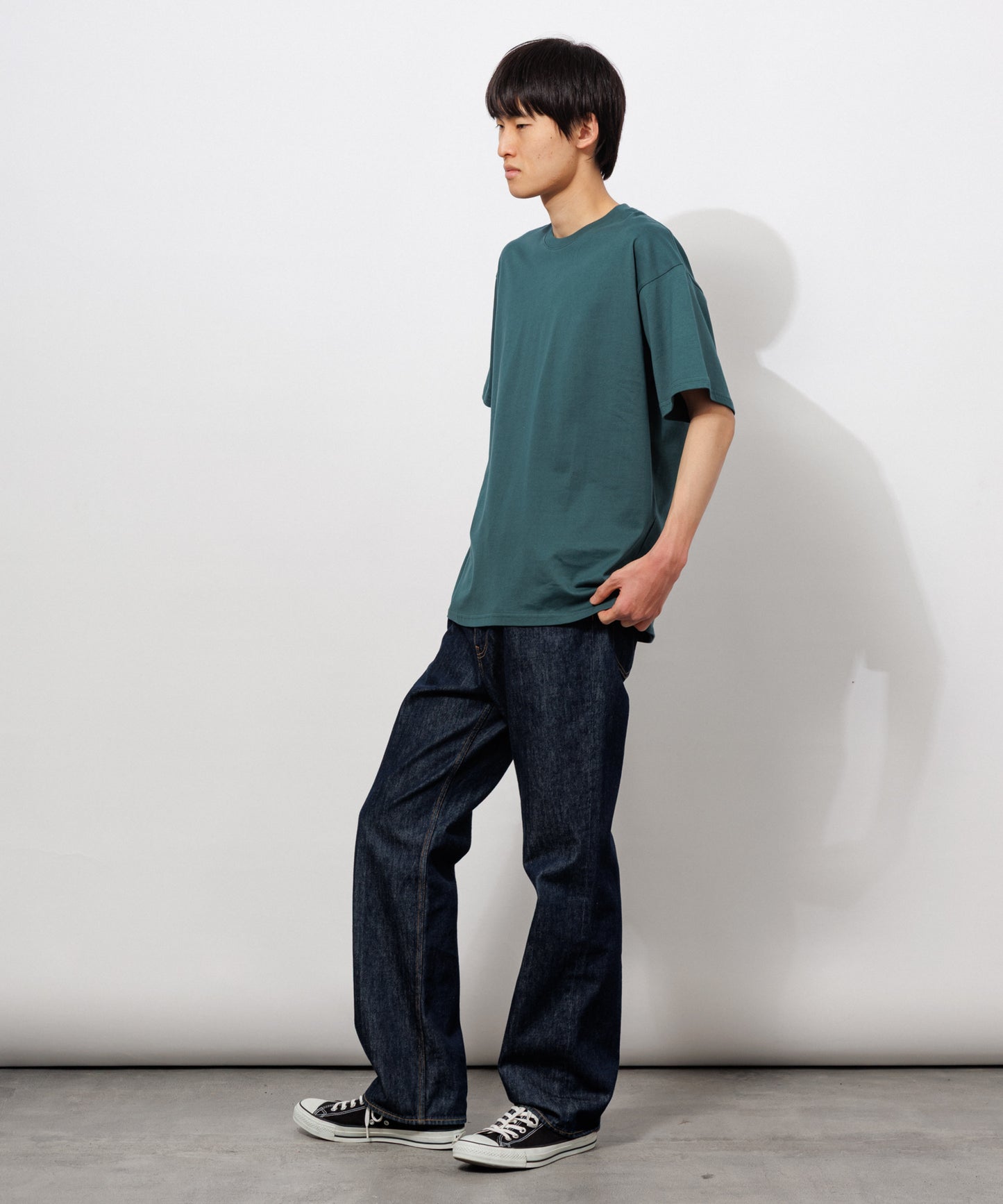Basic Crewneck T-Shirt / FOREST GREEN