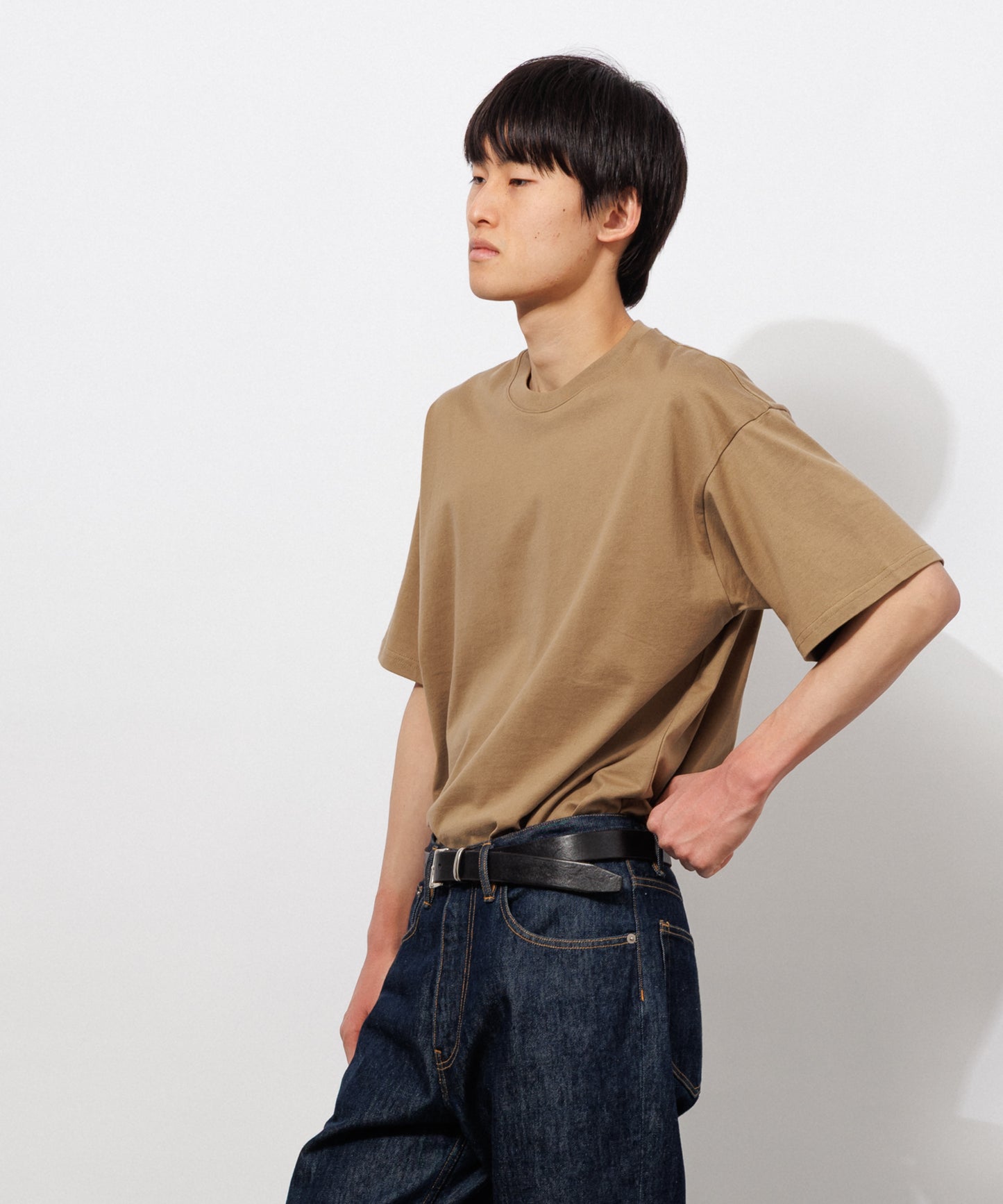 Basic Crewneck T-Shirt / MOCHA