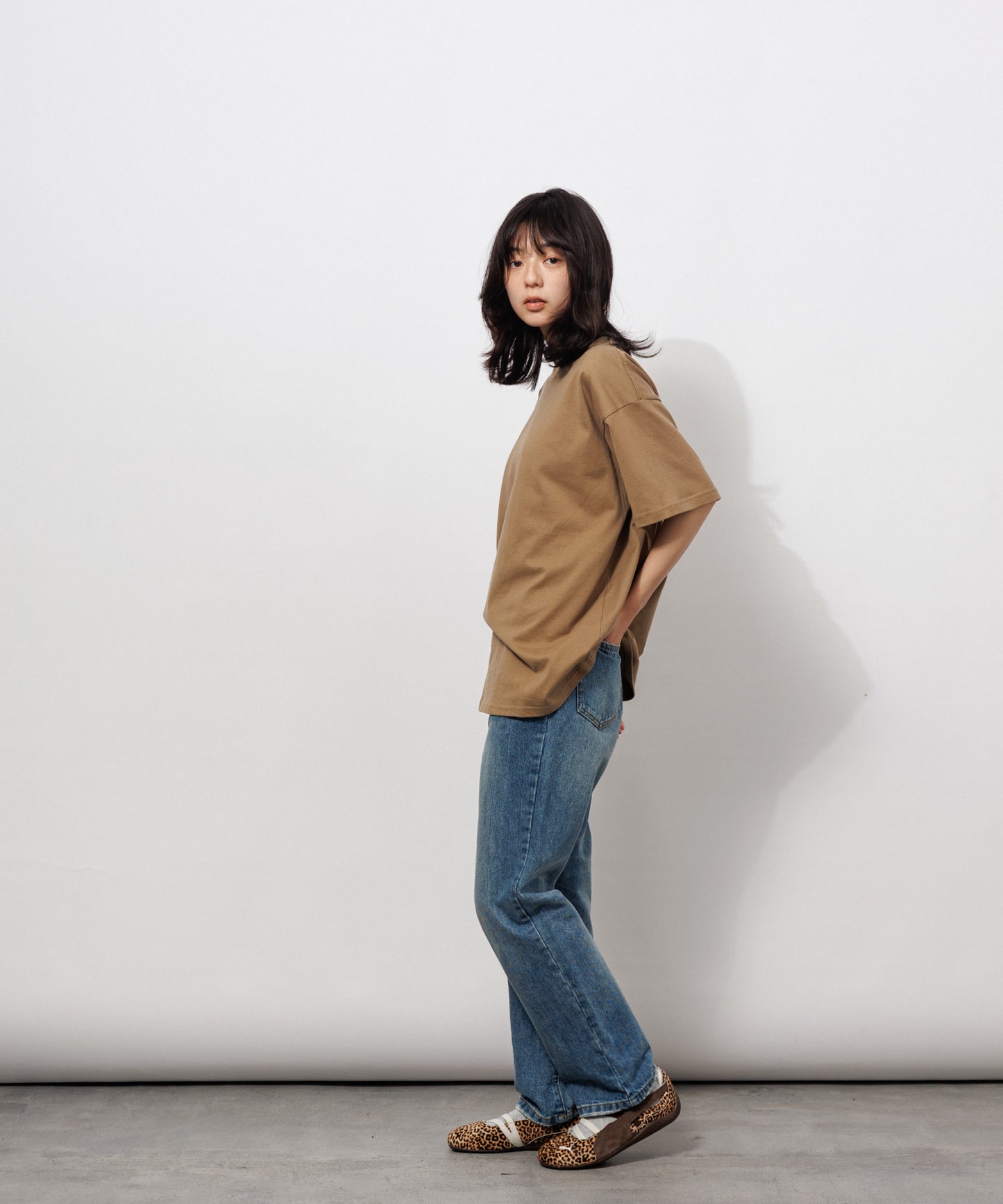 Basic Crewneck T-Shirt / MOCHA