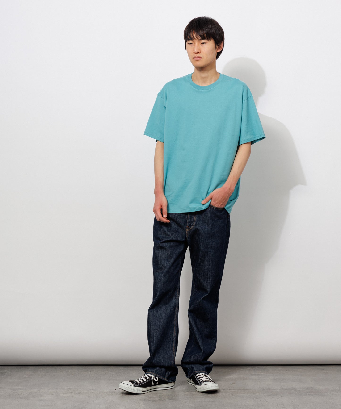 Basic Crewneck T-Shirt / LAGOON