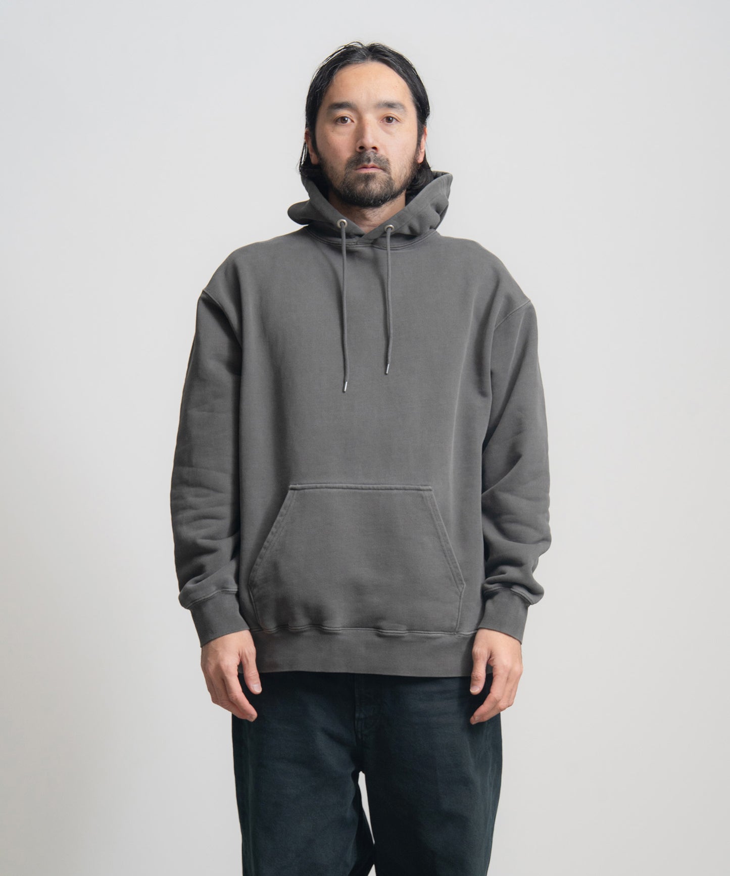 Heavy Hooded Pigment Dye Sweatshirt / BLACK
