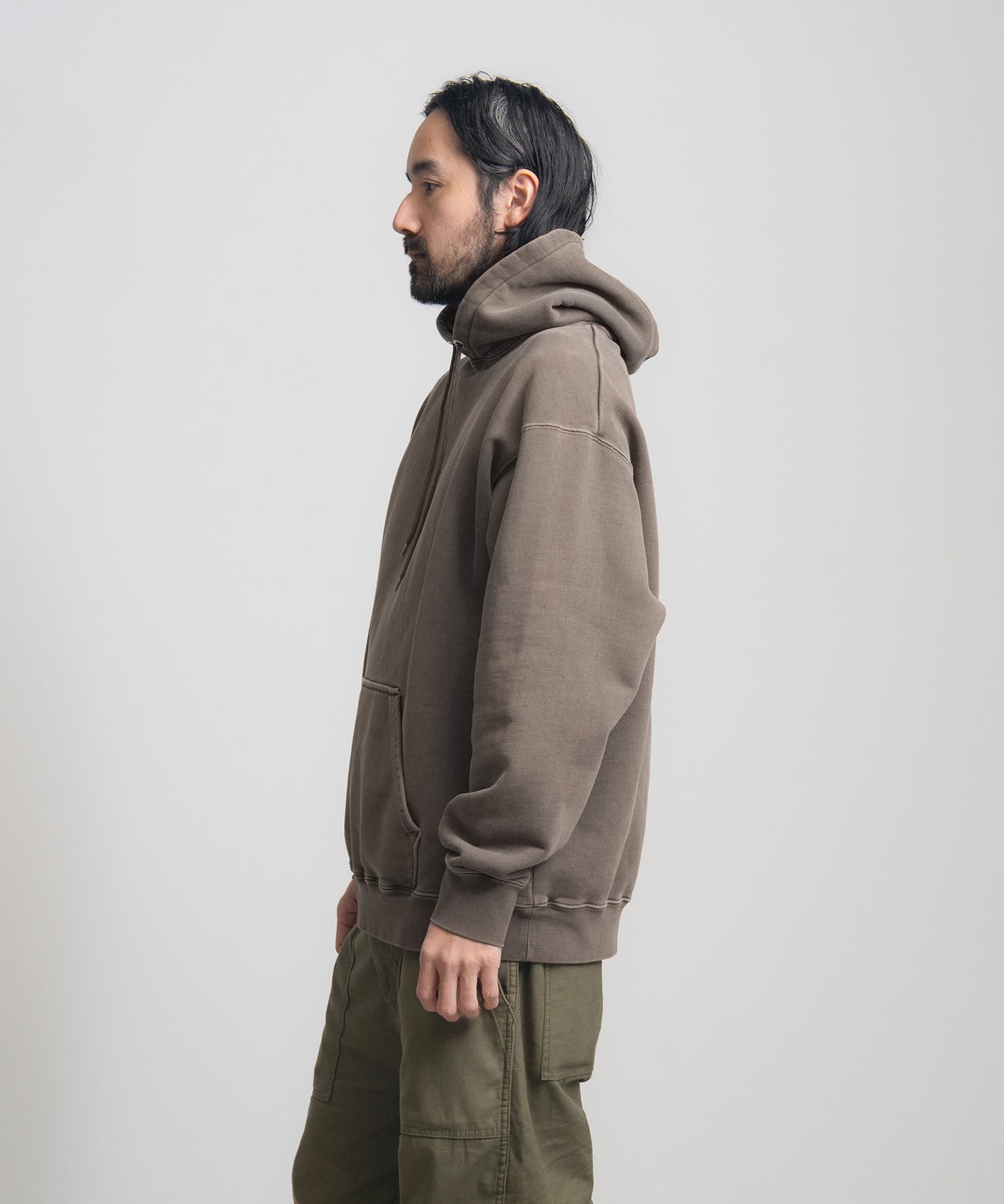 Heavy Hooded Pigment Dye Sweatshirt / BROWN