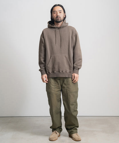 Heavy Hooded Pigment Dye Sweatshirt / BROWN